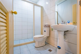 Blue Moon Homestay