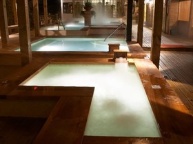 Tangyue Hot Springs Resort