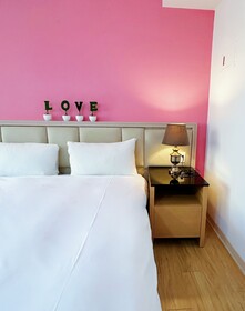 Champs Elysees Hotel