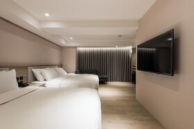 Spring's Rhapsody Hotel