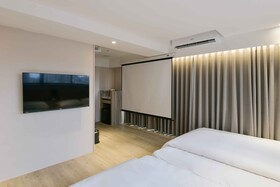 Spring's Rhapsody Hotel