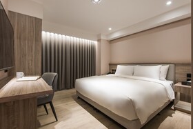 Spring's Rhapsody Hotel