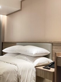 Spring's Rhapsody Hotel