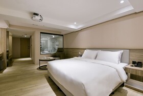 Spring's Rhapsody Hotel