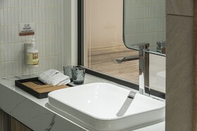 Spring's Rhapsody Hotel