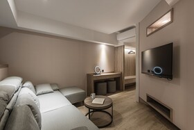 Spring's Rhapsody Hotel