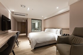 Spring's Rhapsody Hotel