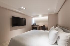 Spring's Rhapsody Hotel