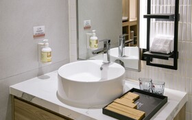 Spring's Rhapsody Hotel