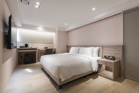 Spring's Rhapsody Hotel