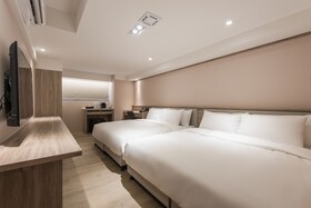 Spring's Rhapsody Hotel