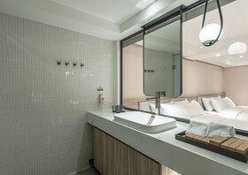 Spring's Rhapsody Hotel