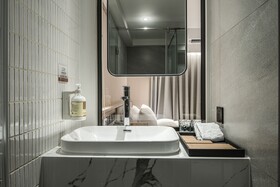 Spring's Rhapsody Hotel