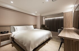 Spring's Rhapsody Hotel