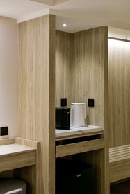 Spring's Rhapsody Hotel