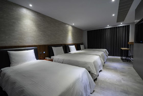 3 Door Hotel