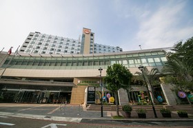 Evergreen Plaza Hotel