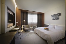 Glory Fine Hotel