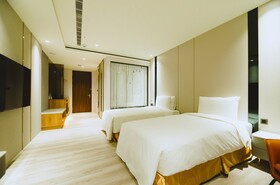JingIn Hotel