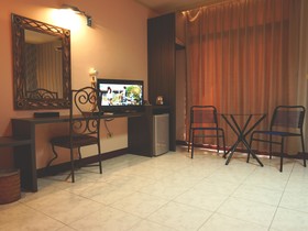 Jiuning Business Hotel