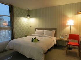 S&E Hotel