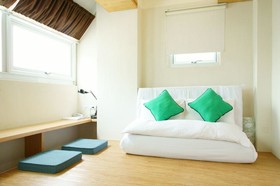 SSS Life Hotel