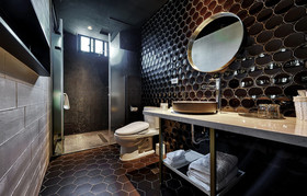 Stable Hotel
