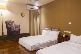 The Dutch Hotel