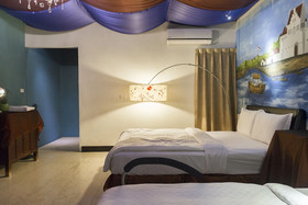 The Dutch Hotel