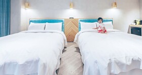 Unique Hotel-Dash 23 Hotel-Giant Hotel