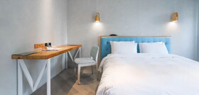 Unique Hotel-Dash 23 Hotel-Giant Hotel