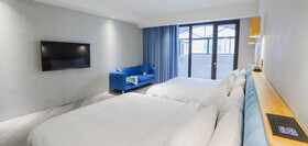 Unique Hotel-Dash 23 Hotel-Giant Hotel