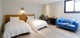 Unique Hotel-Dash 23 Hotel-Giant Hotel