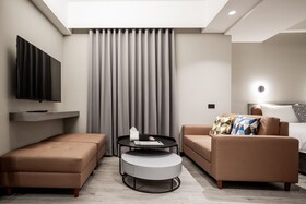 Voyager Hotel