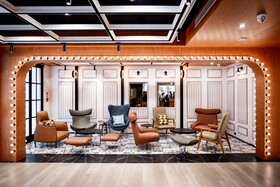 Voyager Hotel