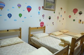 Holo hostel