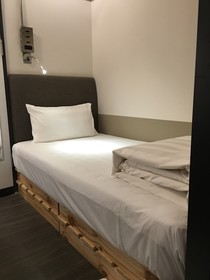 Hotel Papa Whale
