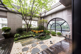 J Palace Residence