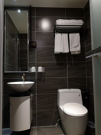 Re-Change Hotel