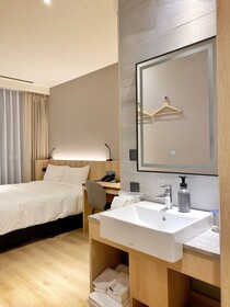 Alfar Hotel