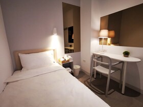 Bluewater Hotel Taoyuan Airport MRT A18 HSR