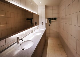 Bluewater Hotel Taoyuan Airport MRT A18 HSR