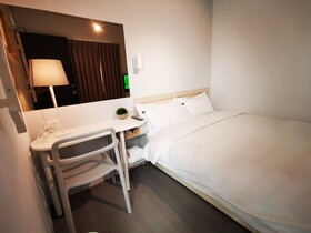 Bluewater Hotel Taoyuan Airport MRT A18 HSR