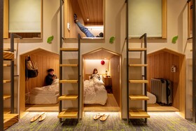 Cho Stay Capsule Hotel-Taoyuan International Airport