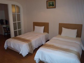 Chung Shan Business Hotel