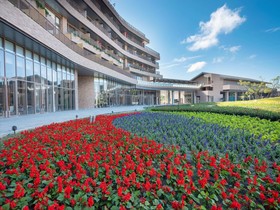 Fame Hall Garden Hotel