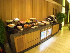 Fullon Hotel Taoyuan Airport Access MRT A8