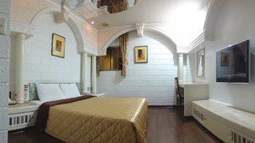 Hua Yue Hotel