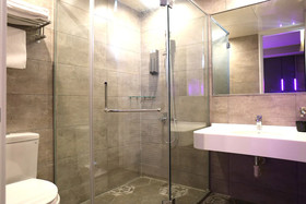 Kiwi Share Hotel Zhongli Station Branch