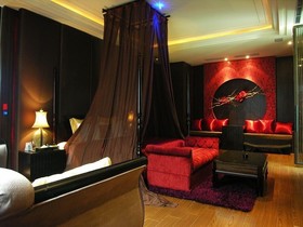 Mos Motel